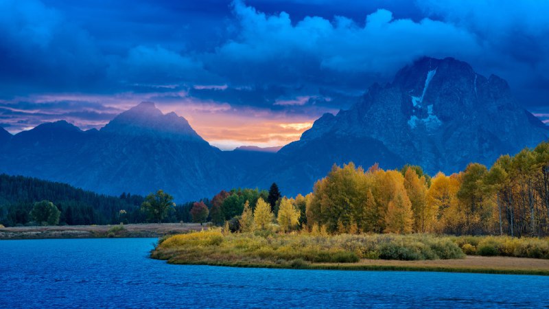 #Bing_Wallpaper法定自然区蛇河上的牛轭湖, 大提顿国家公园, 怀俄明州, 美国 (© DanitaDelimont.com/AWL Images/SuperStock)4K | 1080P