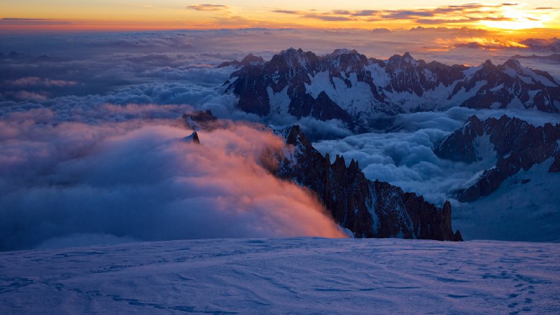 恐怖的高度沙莫尼的勃朗峰，法国 (© Simon Schöpf/Getty Images)4K原图：